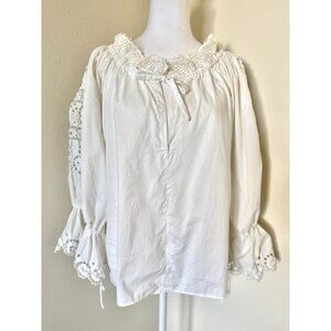 Vintage 1960s White Cotton Traditional Hungarian Folk Blouse In Elaborate Eyelet